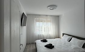 Dinu Rent Apartments
